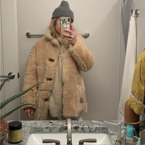 Vintage Baily’s of Glastonbury Genuine Suede & Shearling Coat